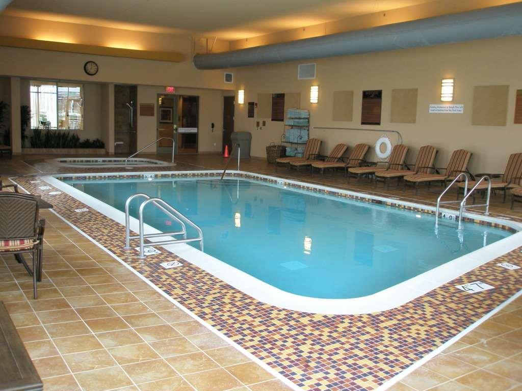 Embassy East And Riverfront Conference Center 4*