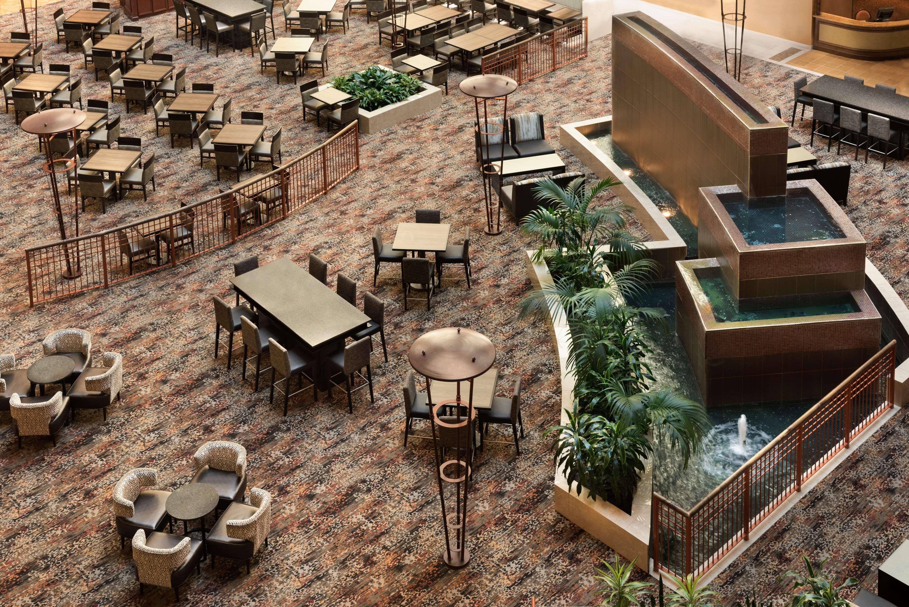 Embassy East And Riverfront Conference Center Hotel 4*