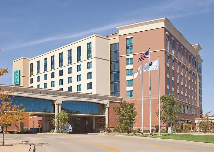 Embassy Suites East Peoria Hotel And Riverfront Conference Center