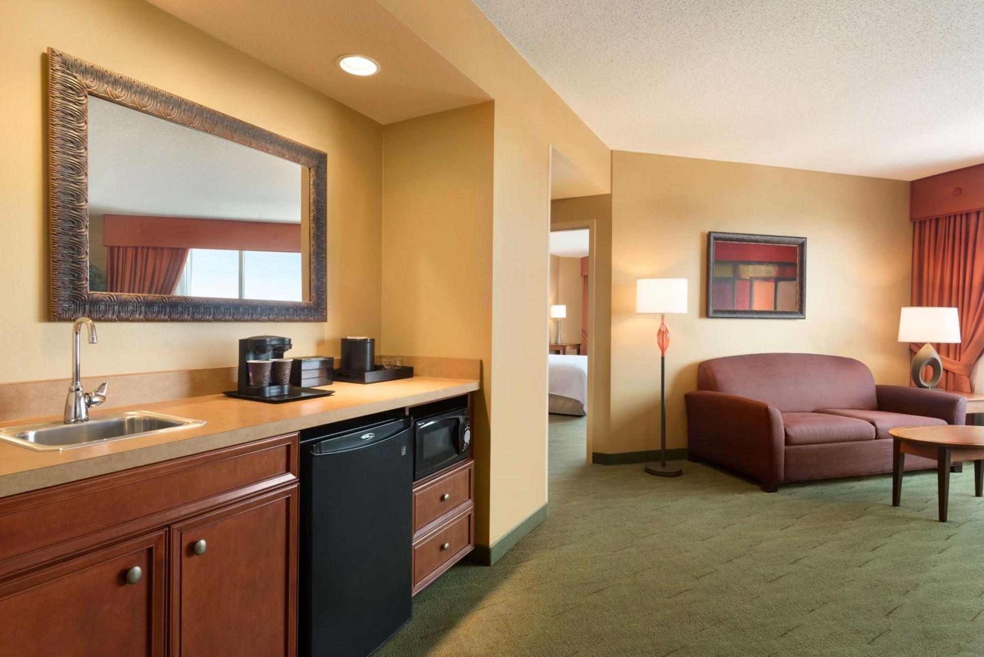 Embassy East And Riverfront Conference Center Peoria